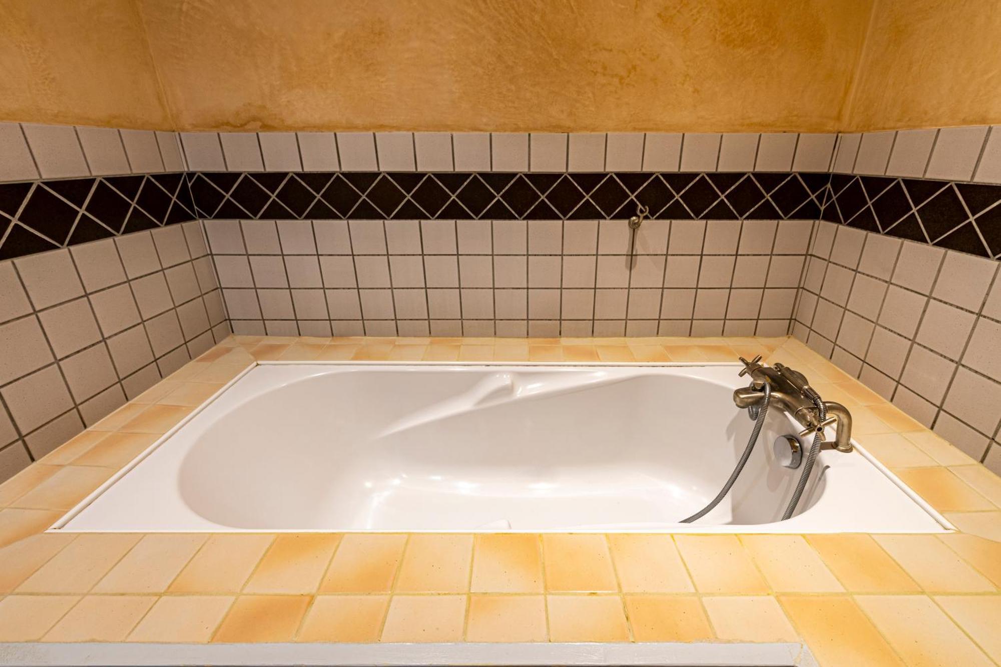 Hotel De La Beursaudiere Nitry Zewnętrze zdjęcie