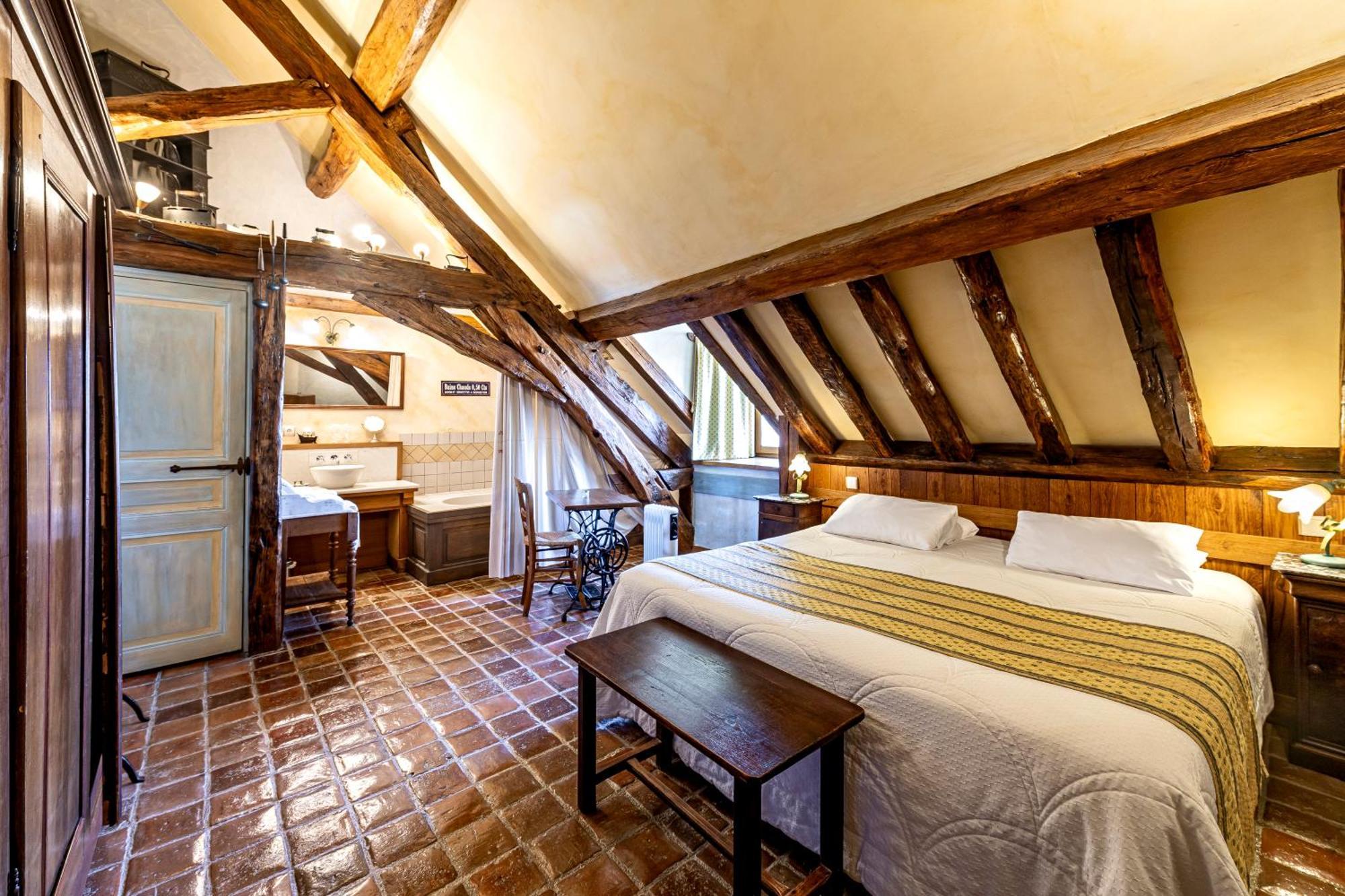 Hotel De La Beursaudiere Nitry Zewnętrze zdjęcie