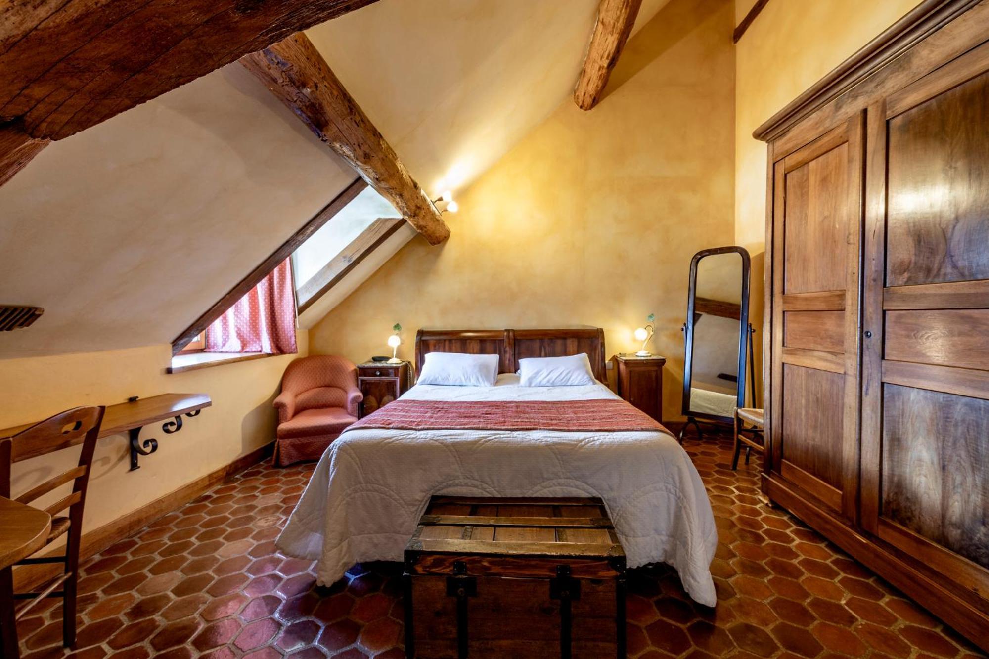 Hotel De La Beursaudiere Nitry Zewnętrze zdjęcie