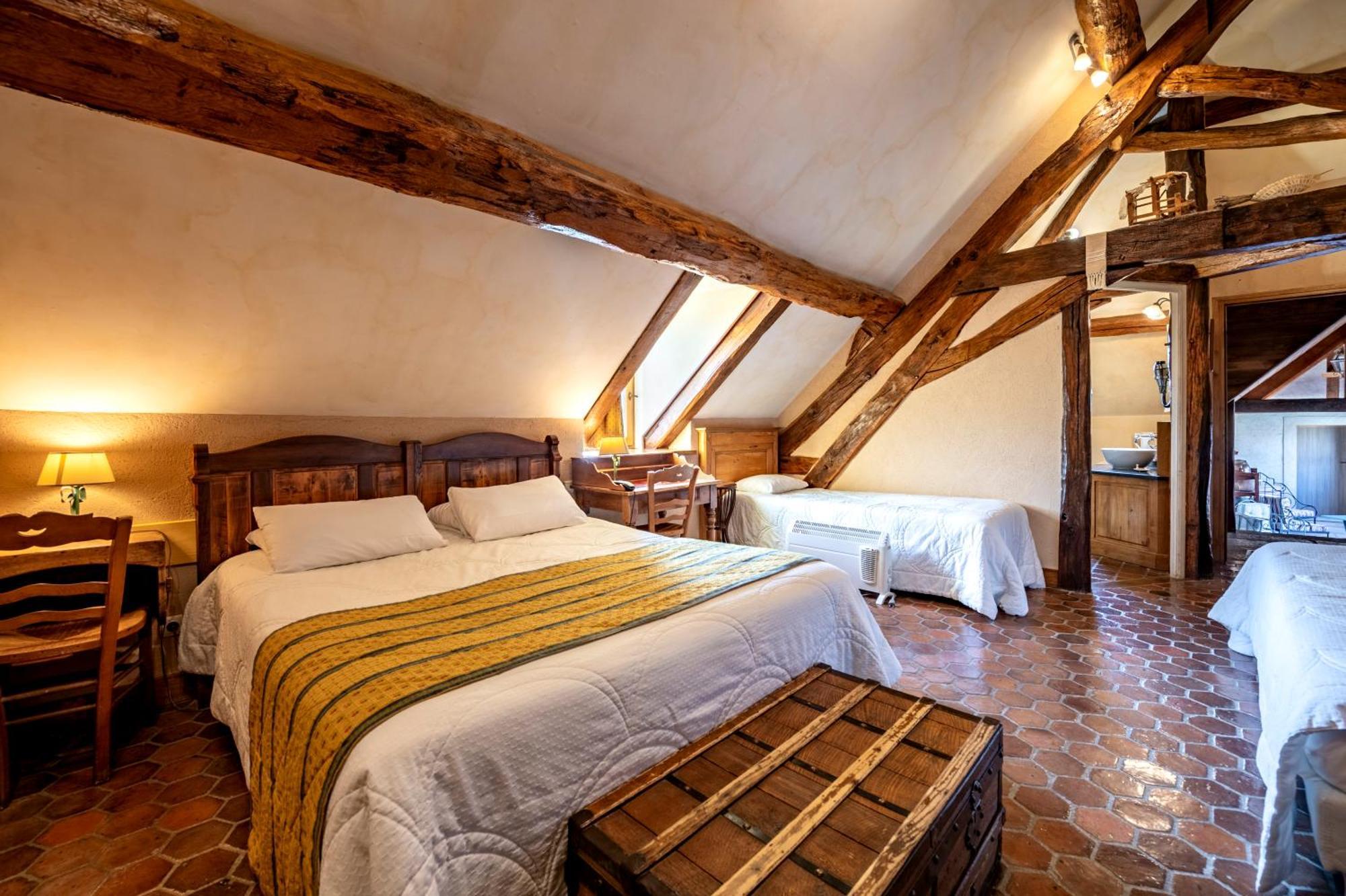 Hotel De La Beursaudiere Nitry Zewnętrze zdjęcie