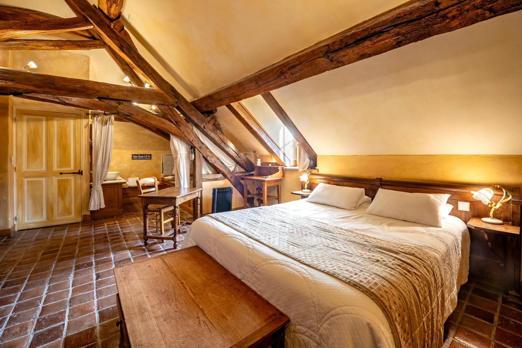 Hotel De La Beursaudiere Nitry Zewnętrze zdjęcie