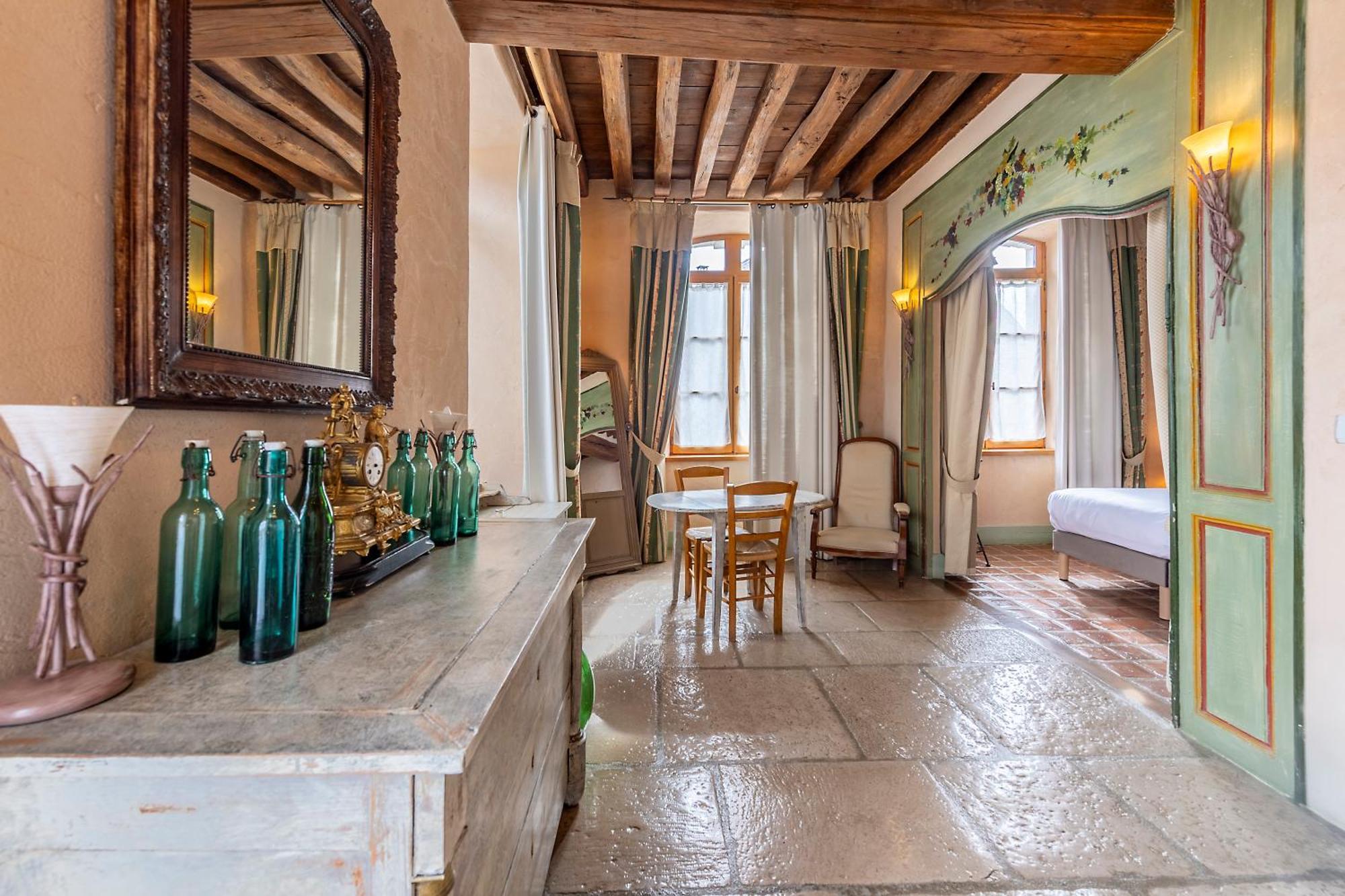 Hotel De La Beursaudiere Nitry Zewnętrze zdjęcie