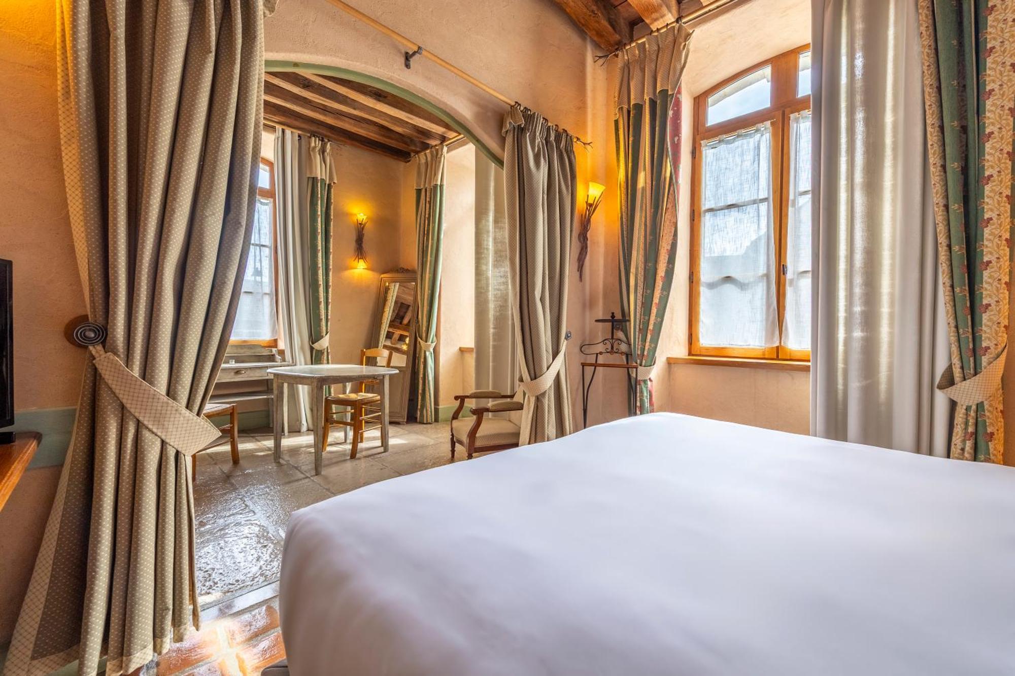 Hotel De La Beursaudiere Nitry Zewnętrze zdjęcie