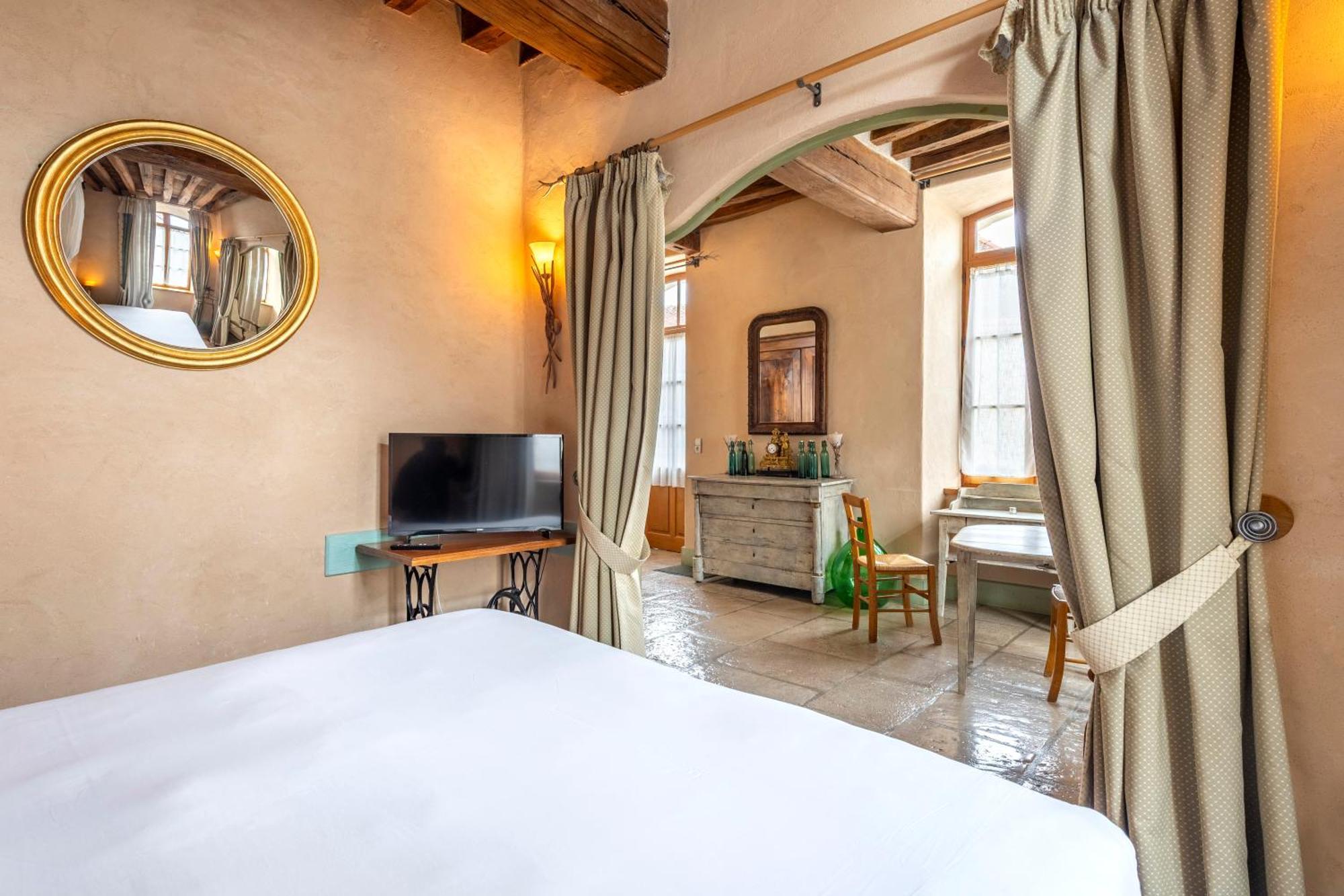 Hotel De La Beursaudiere Nitry Zewnętrze zdjęcie